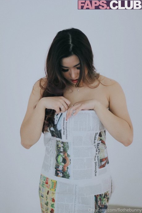 Flo The Bunny porn model gallery