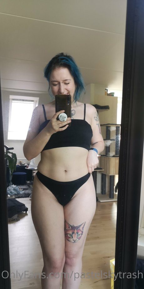 SKY VICTORIA exclusive actress pictures