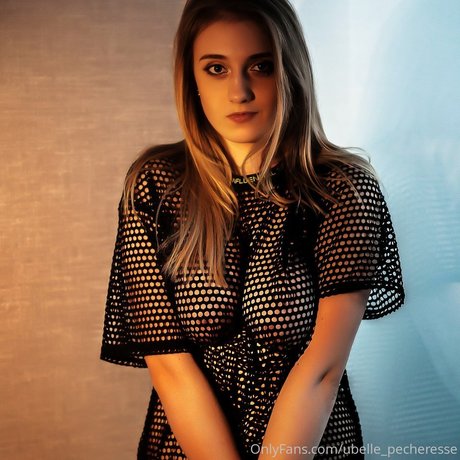 beautiful face onlyfans art porn pictures