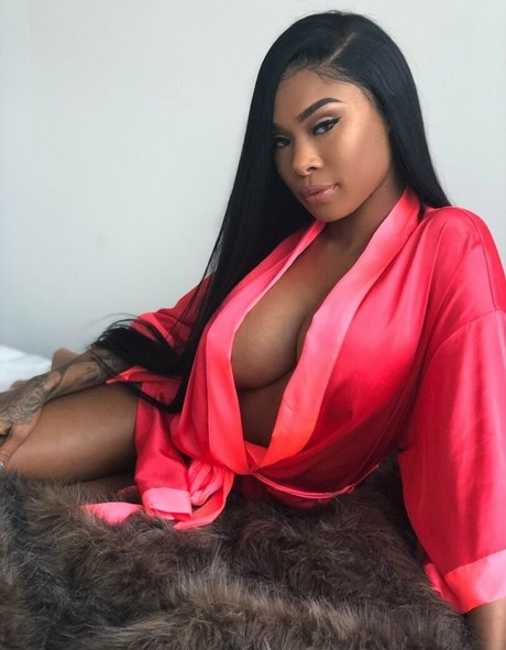 asian brunette onlyfans sexy xxx photos