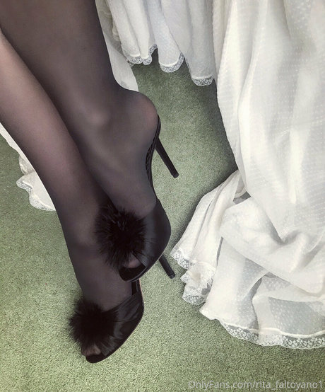 pregnant princess onlyfans hot xxx pic