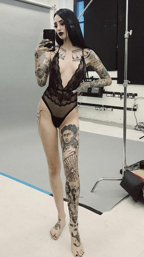 asian influencer onlyfans sexy naked picture