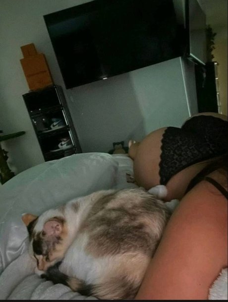 GMayaOF model hot pics