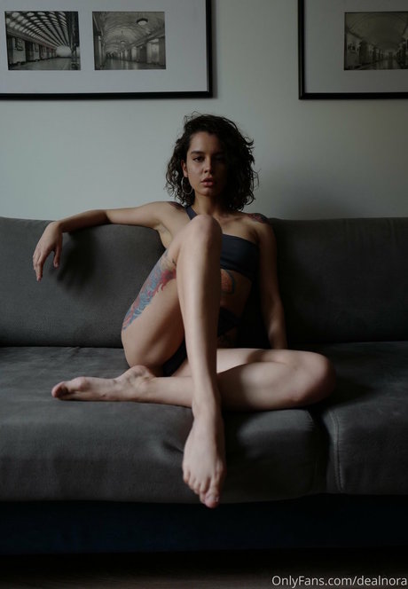 Dilnora exclusive star image