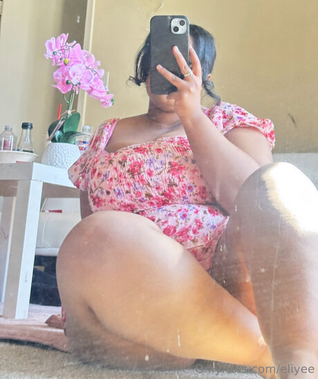 Eliyee exclusive pornstar pictures
