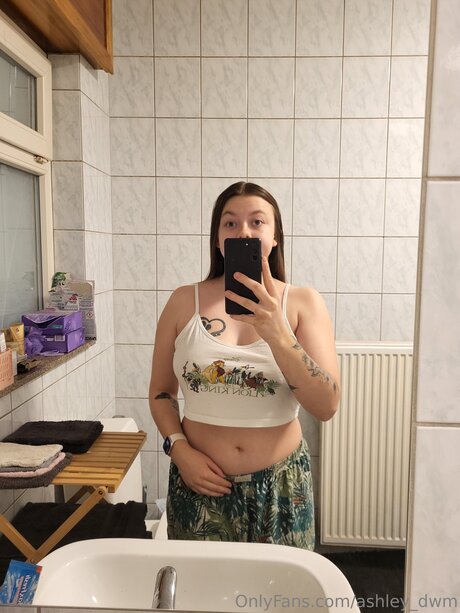 Ashley Dwm model beautiful pics