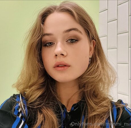 Mimmi Mi exclusive star galleries