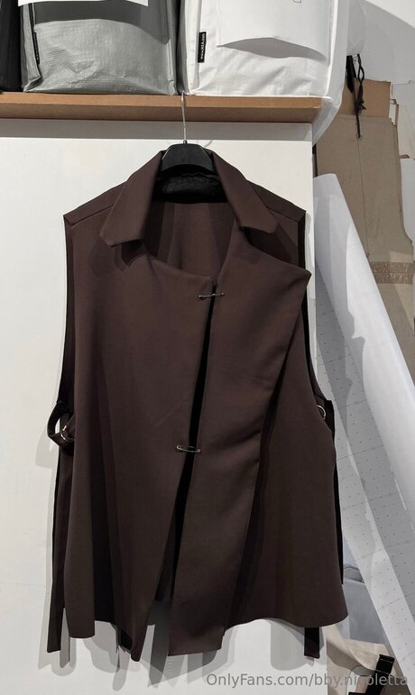 Bby Nicoletta star art image