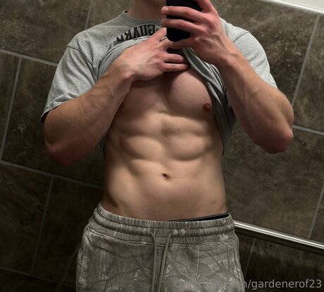 Gardenerof23 model erotic pics