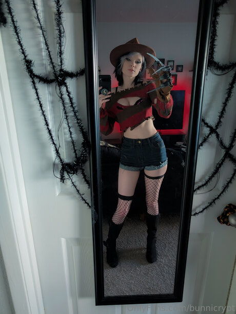 blonde famous onlyfans perfect pic