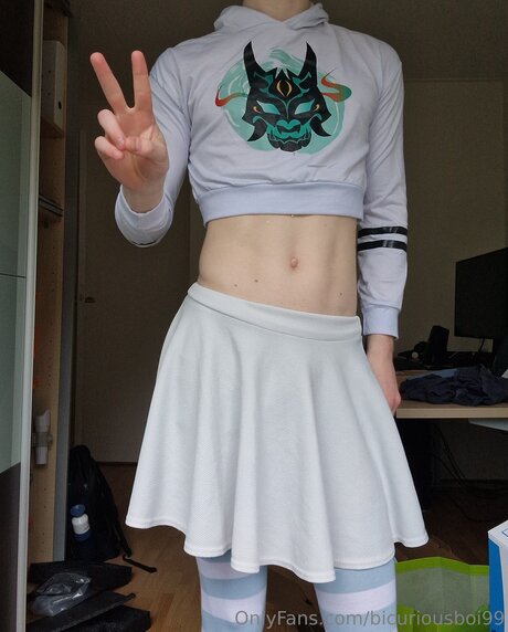 Bicuriousboi99 model adult archive