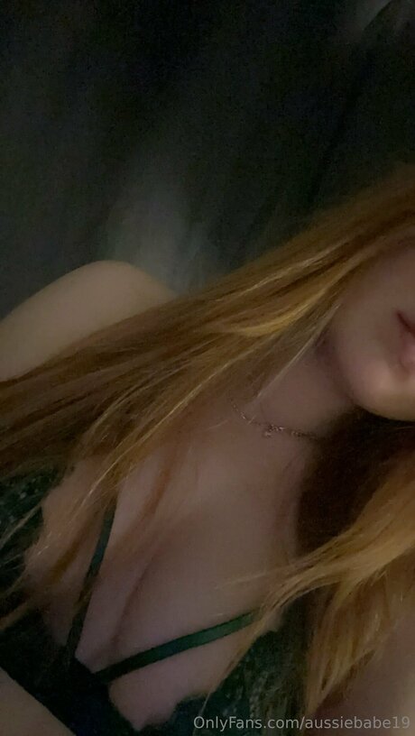 Aussiebabe19 pornographic model archive