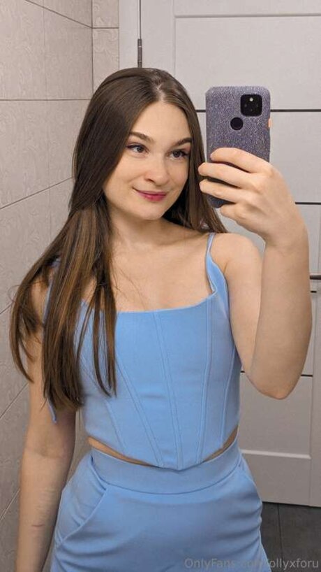 Ollyxforu nude model photo