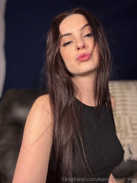 Kensihendrixxx pornstar high quality pics