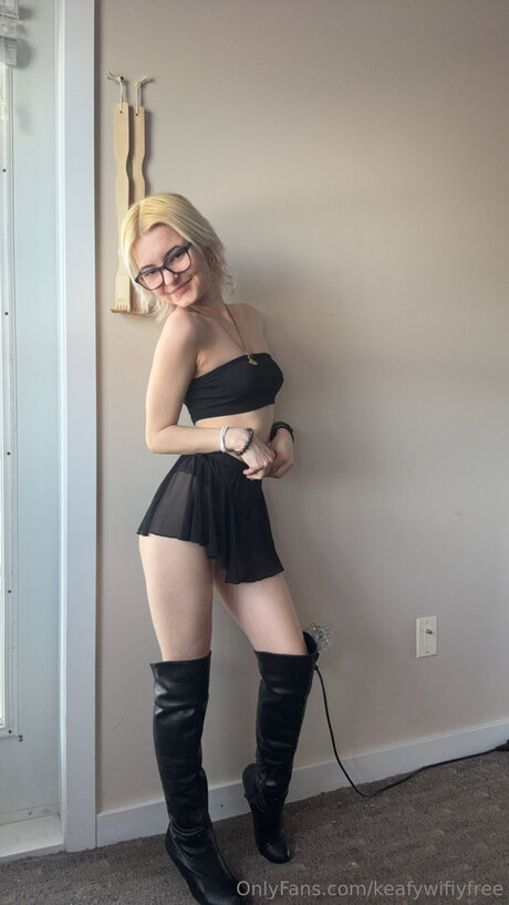 Keafywifiyfree pornstar pretty gallery