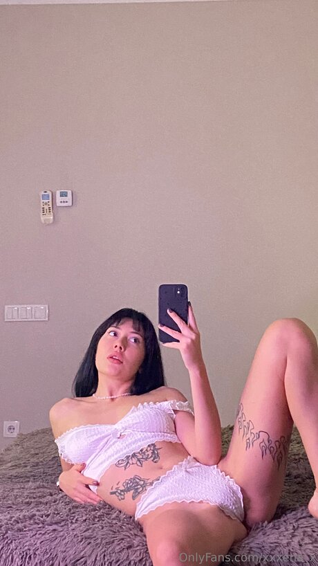 Xxxena X star pornographic photo