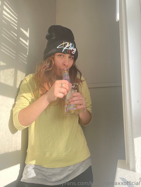 Katrynamaxxofficial free actress image