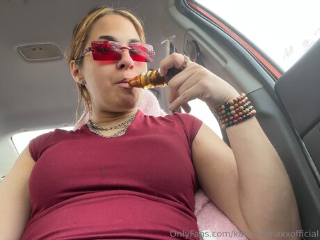 Katrynamaxxofficial porn actress galleries