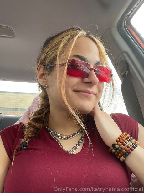 Katrynamaxxofficial model art galleries