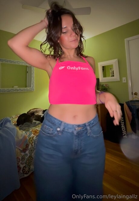 Leylaingallz model best pic