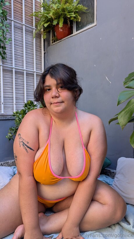 mom feet onlyfans hot naked pics