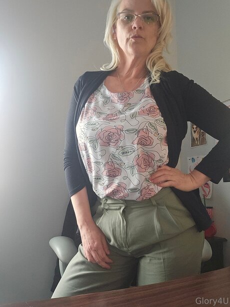 Glory4u art model gallery