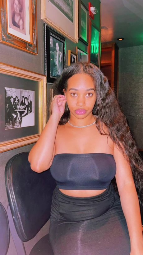 christinaxnic model naked galleries