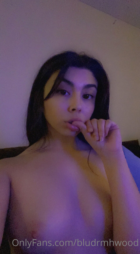 Blue Dream Hollywood model porn pics