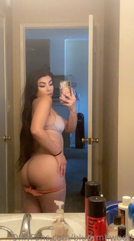 Blue Dream Hollywood erotic star img