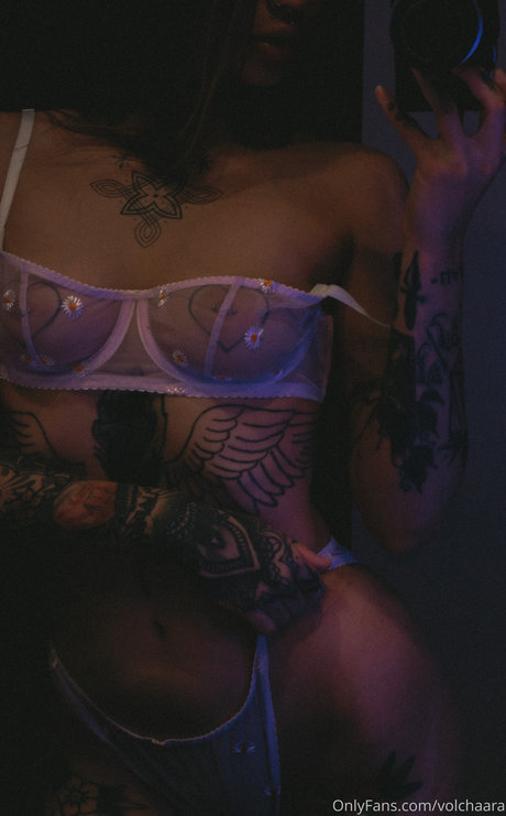 _volchara model pretty photo