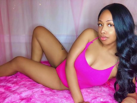 _Goddess Honey 777 star hot images