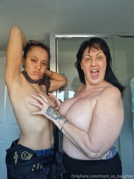 mom vs daughter best actress picture