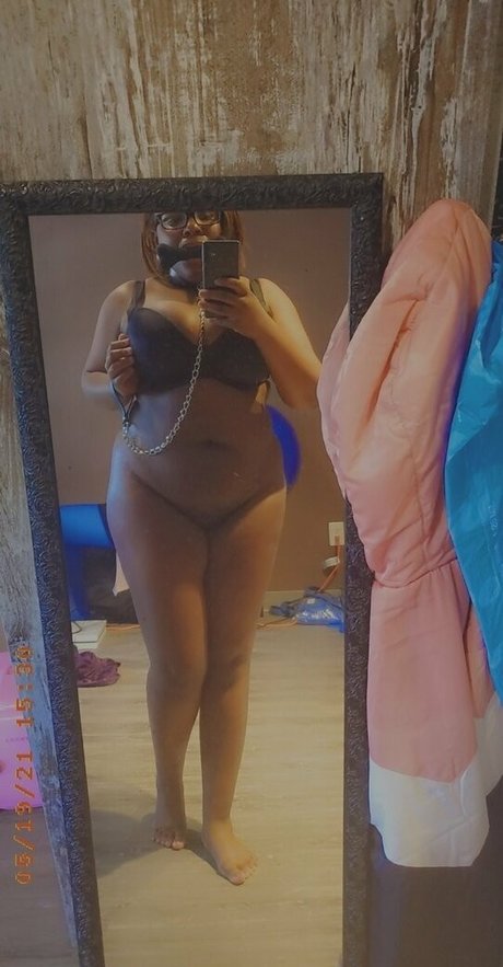 revolverthotcelot pornographic model photos