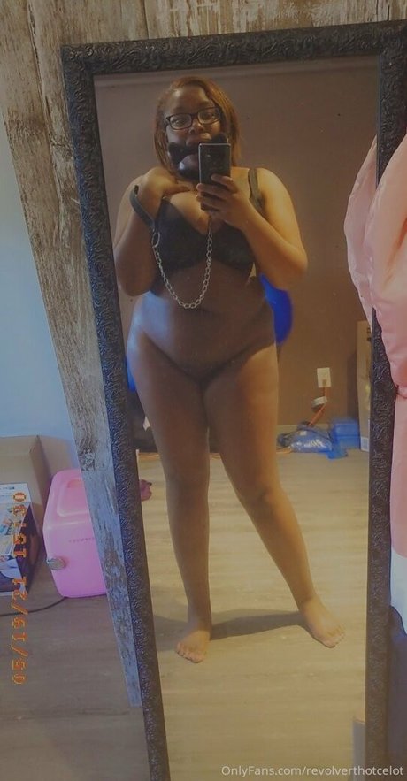 revolverthotcelot model erotic gallery