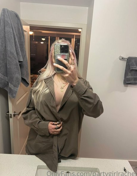 teen young onlyfans perfect photos