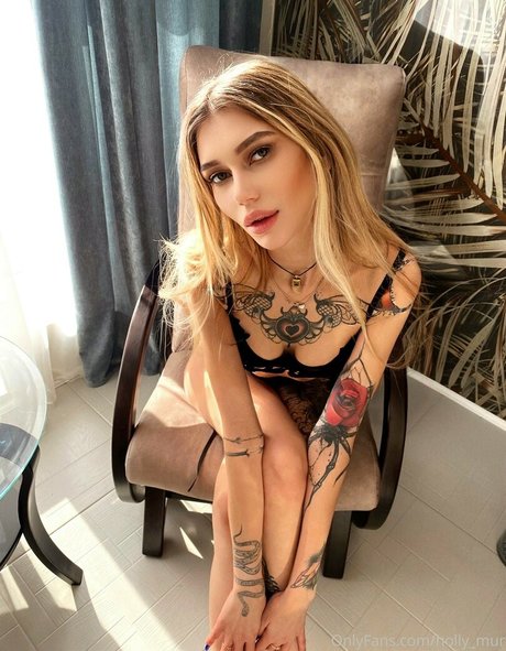 Holly Mur model nice photos