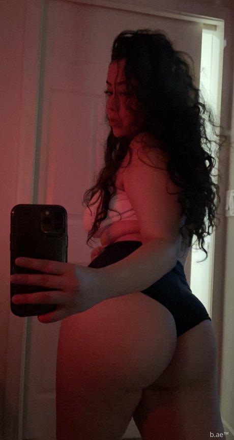 B Ae_ model nudes pics