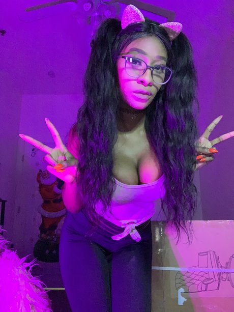 Lexi Slade xxx actress image