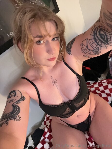 nerdy onlyfans beautiful photos