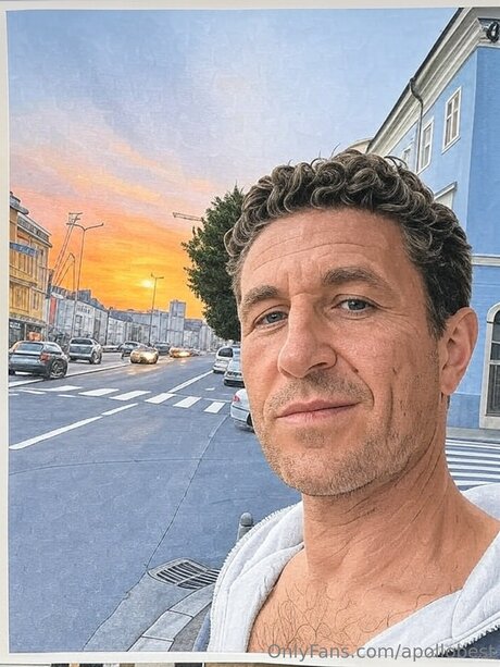 Apollobest model free picture