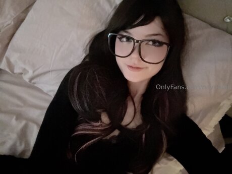 Nayohmii hot actress archive