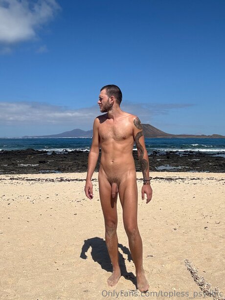 Topless Psychic model porn image