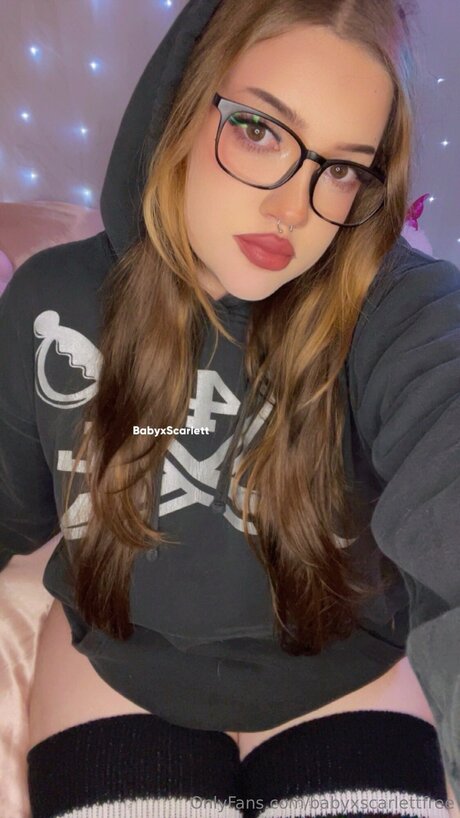 Babyxscarlettfree model erotic img