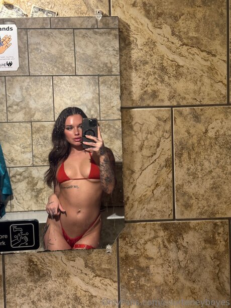 Courteneyboyes pornstar perfect picture