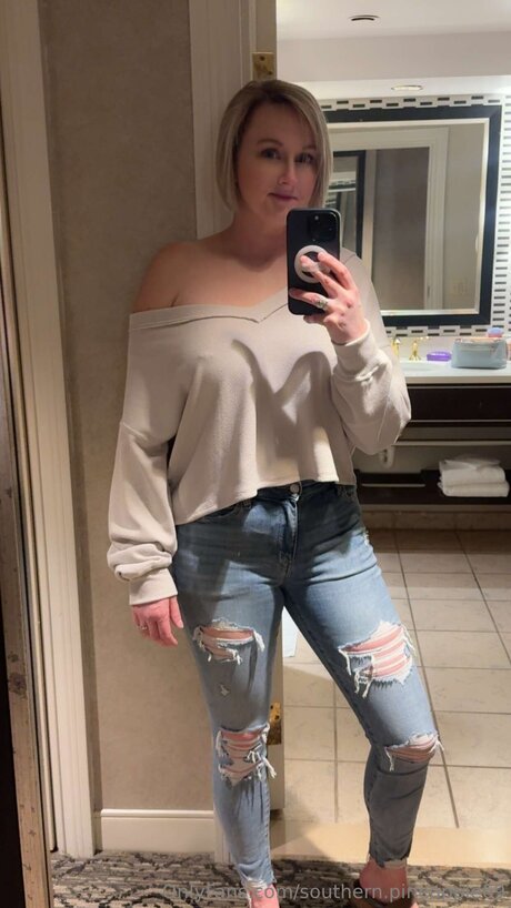 nerdy teen onlyfans sexy nudes pictures