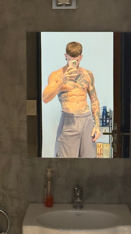 Quimeytattooer xxx model picture