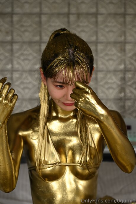 0gumi0 naked actress img