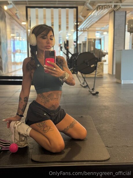 Bennygreen Official pornstar free pics