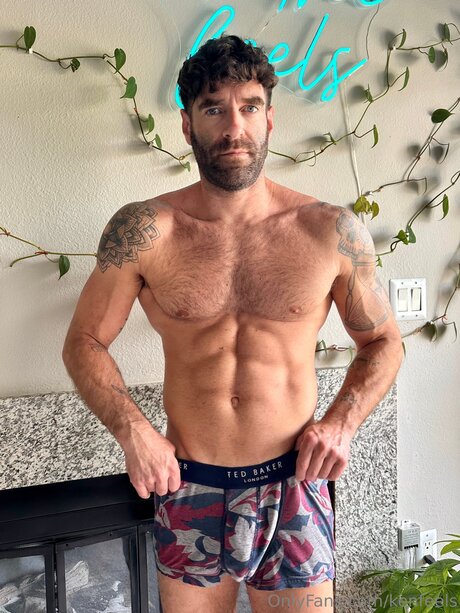 Kenfeels art star galleries