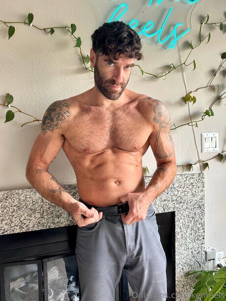 Kenfeels nude star images